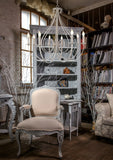 KROONLUCHTER ""BARQUIS"" 8 LICHTS ANTIEK WIT  ART NR: 23416176/